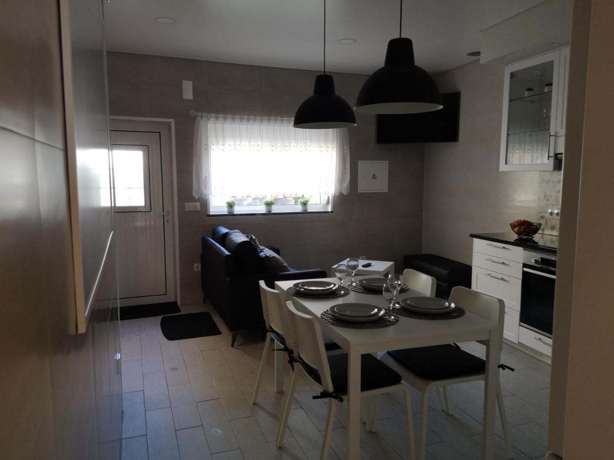 Villa Casinha D'Avo à Nazaré Extérieur photo